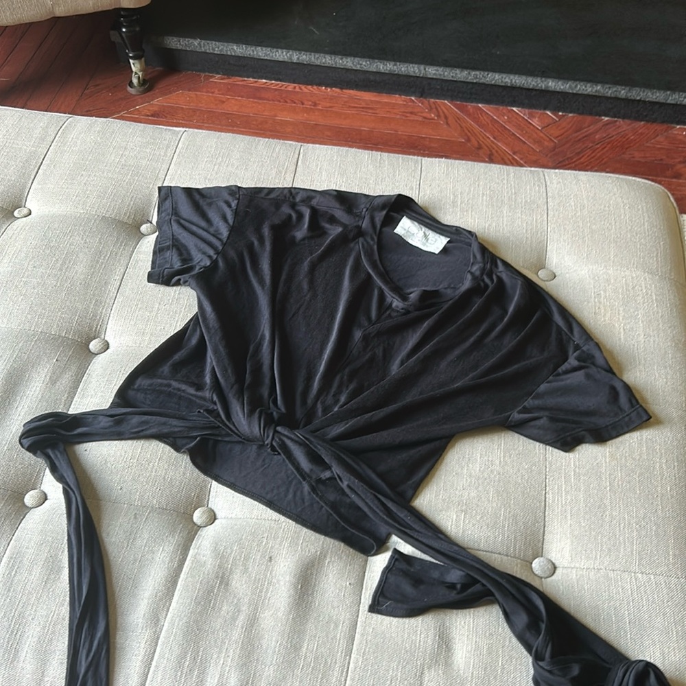 Cale Black T-Shirt Blouse W/ Tie Detailing Size Medium